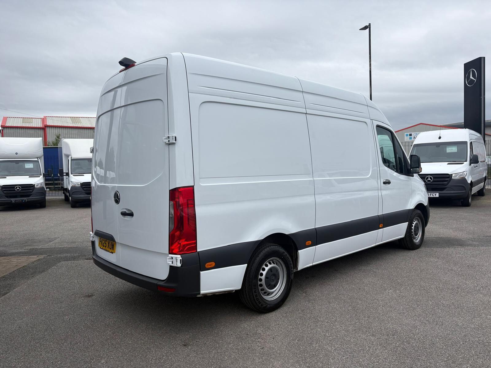 Mercedes-Benz Sprinter